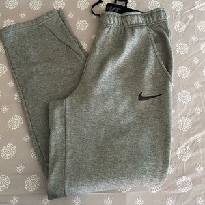Men’s Nike sweats